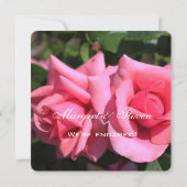 Zwei hellrosa Rose Blume Einladung (Rückseite)