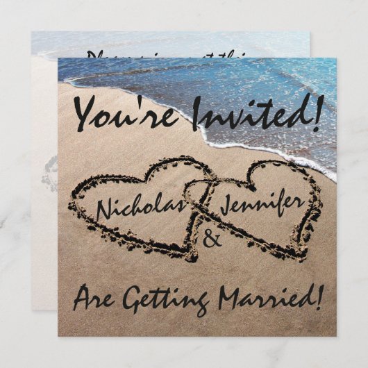 Zwei Herzen am Sandstrand laden zur Hochzeit ein Einladung (Vorne/Hinten)