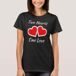 Zwei Herzen eine Liebe T-Shirt