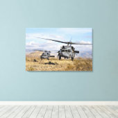 Zwei HH-60-Pavehawk-Hubschrauber, die sich auf die Leinwanddruck (Insitu (Holzboden))