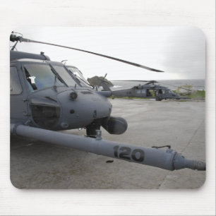 Zwei HH-60G pflastern Falken Mousepad