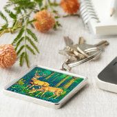 Zwei Hirsche in einem grünen Wald Schlüsselanhänger (Seite)