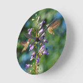Zwei Hummingvögel fliegen mit Blume, Wall Clock Runde Wanduhr (Winkel)