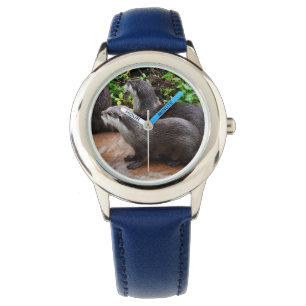 Zwei hungrige Otter warten auf Fisch,- Armbanduhr