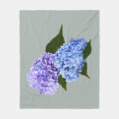 Zwei Hydrangea Lavender und Blau Fleecedecke (Vorderseite)
