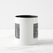 Zwei junge Mädchen pflücken Baumwollfotografie Tasse (Zentrum)