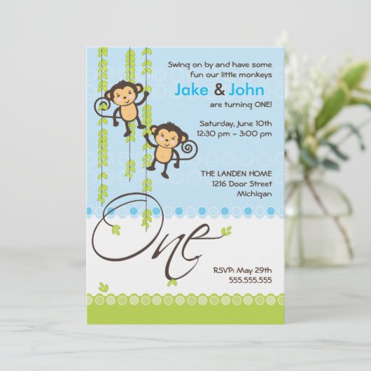 ZWEI Jungen Einladung zum ersten Geburtstag (Stehend Vorderseite)