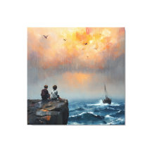 Zwei Jungs schauen ein Boot auf See