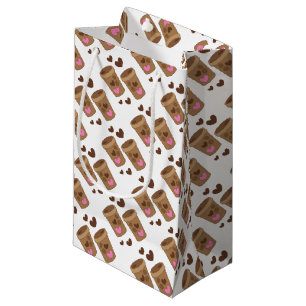 zwei Kaffeetassen mit Liebeherzen Kleine Geschenktüte