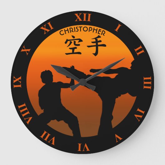 Zwei Karate-Kämpfer mit wachsender Sonne Große Wanduhr (Vorderseite)