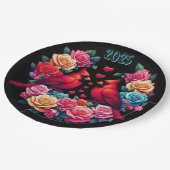 Zwei Kardinäle mit farbenfrohen Rose und Herz Pappteller (Schrägansicht)