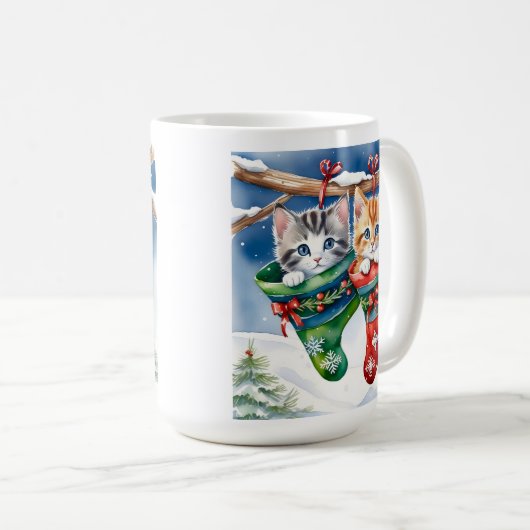 Zwei Kätzchen zu Weihnachten Strümpfe im Schnee Kaffeetasse (VorderseiteRechts)