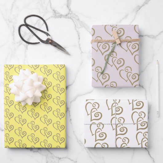 Zwei Khaki farbig verknüpftes Herz-Muster Geschenkpapier Set (Vorderseite)
