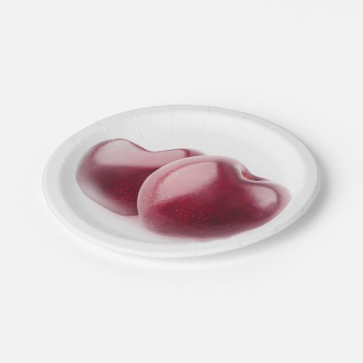 Zwei Kirschherzen Pappteller (Schrägansicht)