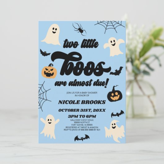 Zwei kleine Boos sind fast fällig! Twins Baby Show Einladung (Stehend Vorderseite)