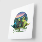 Zwei kleine Dinos - Born Wild  Quadratische Wanduhr (Winkel)