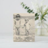 Zwei kleine Mädchen mit Händeschwistern Postkarte (Stehend Vorderseite)