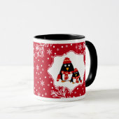 Zwei kleine Pinguine | Individuelle Name Weihnacht Tasse (VorderseiteRechts)