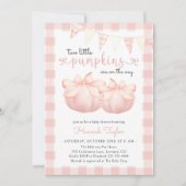 Zwei kleine Pumpkins Pink Bow Baby Dusche Einladung (Vorderseite)