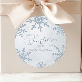 Zwei kleine Schneeflocken Winter Twins Kinderdusch Runder Aufkleber