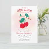 Zwei kleine Süssen sind auf dem Weg Kirschen Einladung (Stehend Vorderseite)