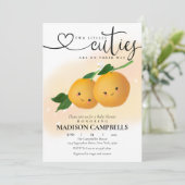 Zwei kleine Süssen sind auf dem Weg zur Einladung (Stehend Vorderseite)