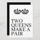 Zwei Königinnen machen eine paarige lesbische Hoch Ankündigung (Vorne/Hinten)