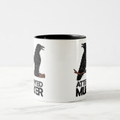Zwei Krähen = Mordversuch Zweifarbige Tasse (Mittel)