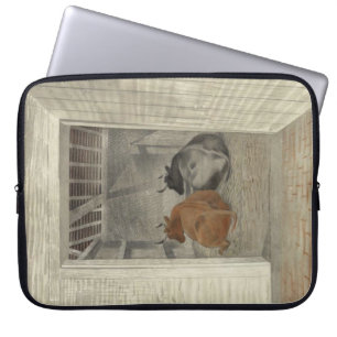 Zwei Kühe in einem Stabil (von Eric Ravilious) Laptopschutzhülle