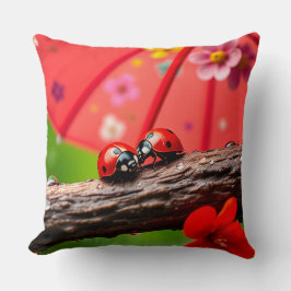 Zwei Ladybugs auf einer Twig Kissen