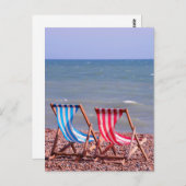 Zwei Liegestühle am Strand Postkarte (Vorne/Hinten)