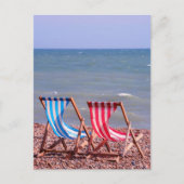 Zwei Liegestühle am Strand Postkarte (Vorderseite)