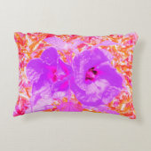 Zwei Lila und heiße Pink Pum Crazy Hibiskus in Rot Dekokissen (Rückseite)