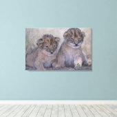 Zwei Lion Cubs Leinwanddruck (Insitu (Holzboden))