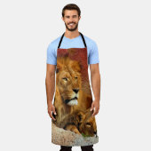 Zwei Löwen Schürze (Getragen)