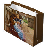 Zwei Mädchen mit Arbeit in einem Bauernhof Große Geschenktüte (Vorderseite Schrägansicht)