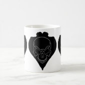 Zwei Mädchen und Schädel Kaffeetasse (Mittel)