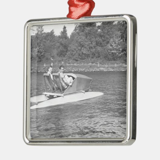 Zwei Männer Silbernes Ornament (Links)