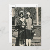 Zwei Männer ziehen auf der Postkarte der Stadt aus (Vorne/Hinten)