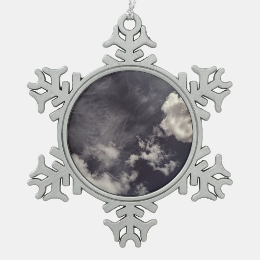 Zwei Metallwolken Schneeflocken Zinn-Ornament (Vorderseite)