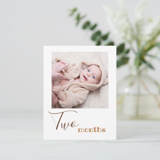 Zwei Monate Foto erste Geburtstagskarte (Stehend Vorderseite)