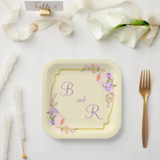 Zwei Monogramm-Blume-Rahmen Lässige Hochzeit Pappteller (Hochzeit)