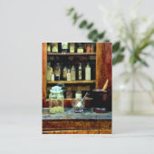 Zwei Mortar und Pestles und Glass Jar Postkarte (Stehend Vorderseite)