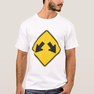 Zwei nach unten zeigende Pfeile Warnstraßenschild T-Shirt