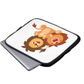Zwei Niedlich spielende Cartoon Lions Notebook-Cas Laptopschutzhülle (Vorne Knopf)