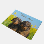 Zwei niedliche Dackel-HundDackel Freunde - Fußmatte (Schrägansicht)