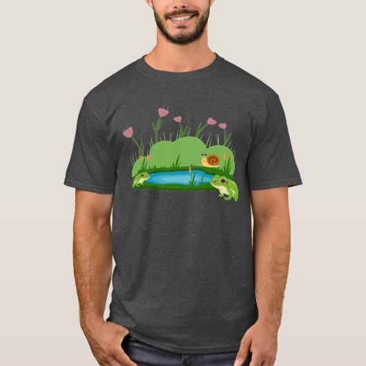 Zwei niedliche Frösche und eine Schnecke am Wasser T-Shirt (Vorderseite)
