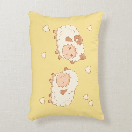 Zwei Niedliche kleine Schafspattern auf Gelb Dekokissen (Vorderseite(Vertikal))