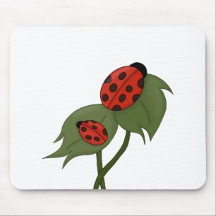 Zwei niedliche Ladybugs auf einer Pflanze Mousepad