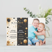 zwei niedliche Zwillingsbläser, einfach, modern Jo Einladung (Stehend Vorderseite)